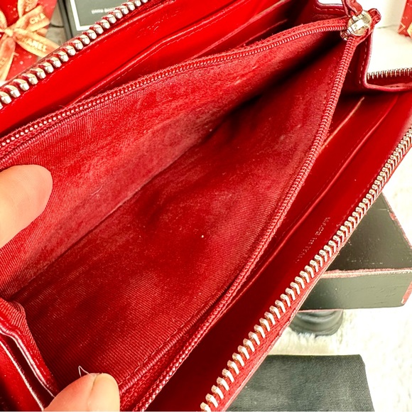 CHANEL Red Leather Zip Around Wallet Zippy wallet with chain - Picture 7 of 16